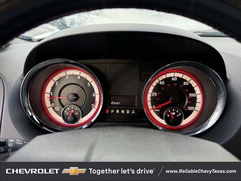 Used 2019 Dodge Grand Caravan SE FWD image 16