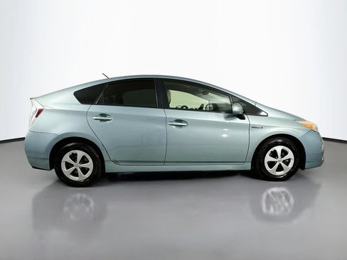 Used 2014 Toyota Prius Three FWD image 9
