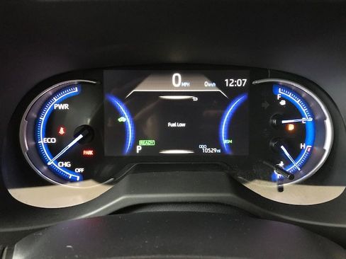 Used 2025 Toyota RAV4 XSE image 18