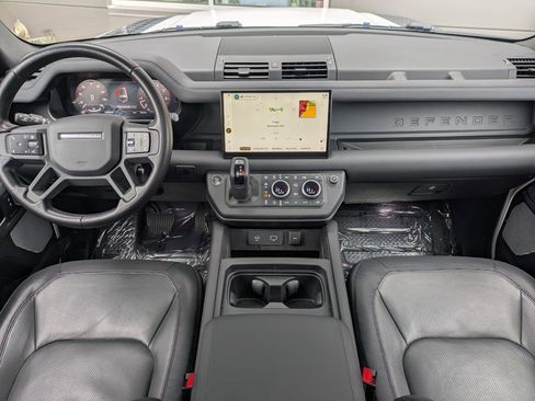 Certified 2024 Land Rover Defender 130 X-Dynamic SE image 26