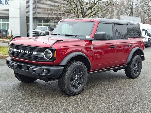 New 2025 Ford Bronco Big Bend w/ Black Diamond Package AWD/4WD image 3