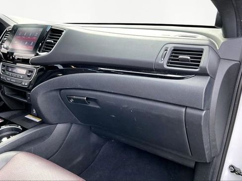 Used 2022 Honda Ridgeline Black Edition image 18