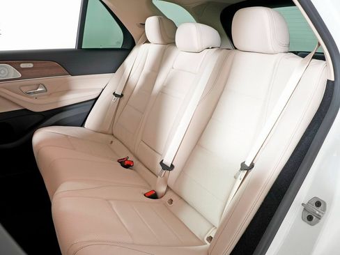 Certified 2026 Mercedes-Benz GLE 450 4MATIC image 29