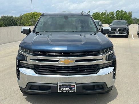Used 2019 Chevrolet Silverado 1500 LT w/ Texas Edition image 9
