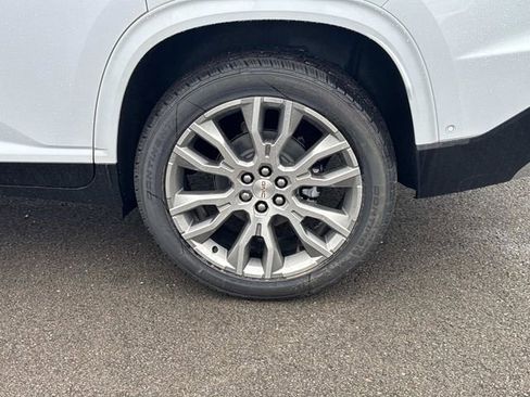 New 2026 GMC Acadia Denali w/ Super Cruise Package FWD image 11