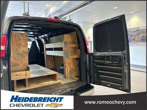 Used 2019 GMC Savana 2500 Extended w/ Communications Package RWD image 14