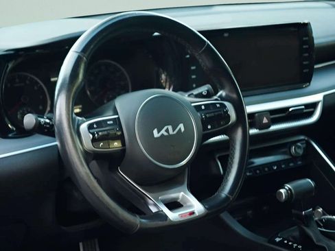 Used 2022 Kia K5 GT-Line FWD image 32