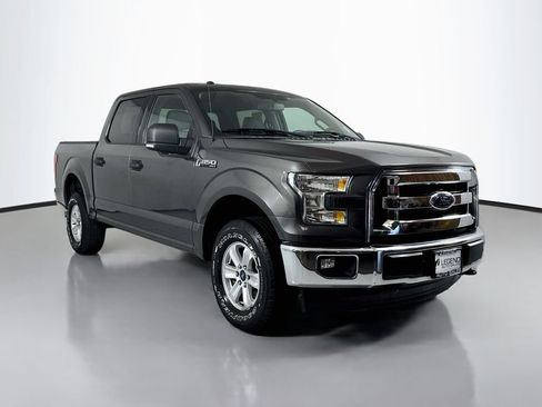 Used 2017 Ford F150 XLT w/ Equipment Group 301A Mid AWD/4WD image 4