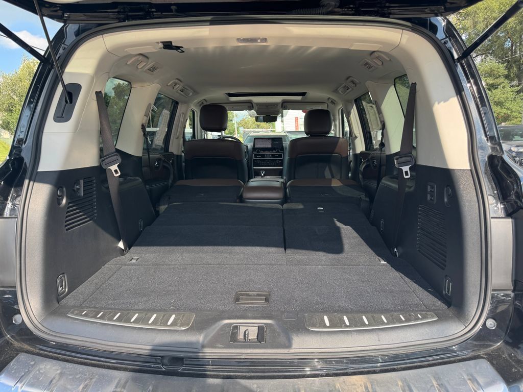 Used 2023 INFINITI QX80 Premium Select w/ Cargo Package AWD/4WD image 8