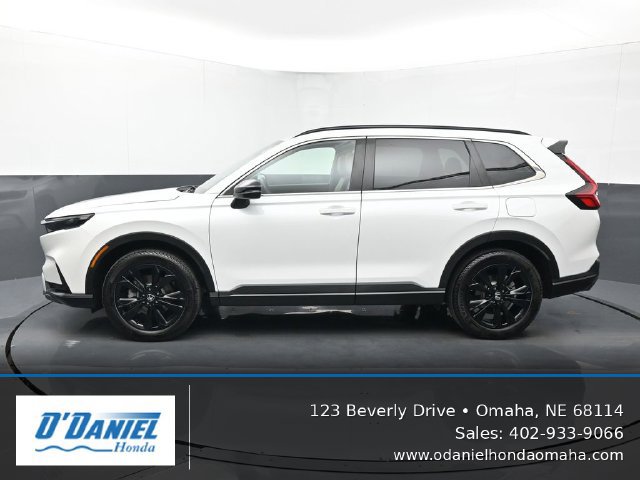 Used 2024 Honda CR-V Sport Touring image 2