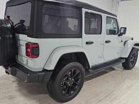Used 2023 Jeep Wrangler Unlimited Sahara w/ Cold Weather Group AWD/4WD image 5