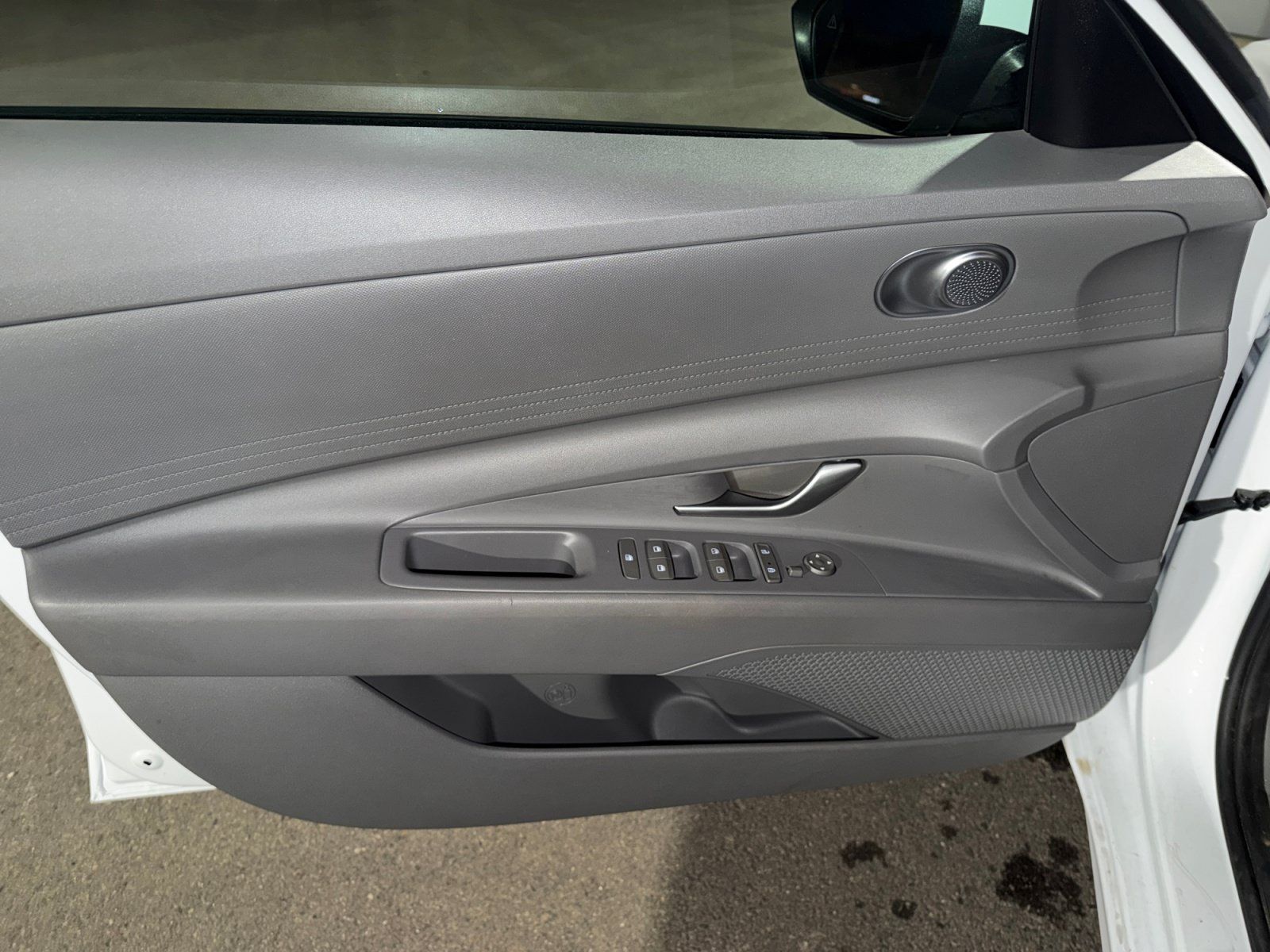 Used 2021 Hyundai Elantra SEL FWD image 13