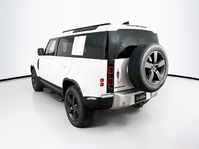 New 2025 Land Rover Defender 110 S AWD/4WD image 7