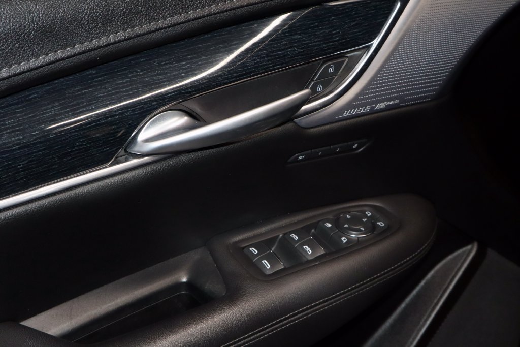 Used 2024 Cadillac XT5 Premium Luxury FWD image 24