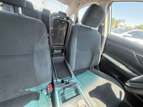 Used 2015 Nissan Altima 2.5 SV FWD image 37