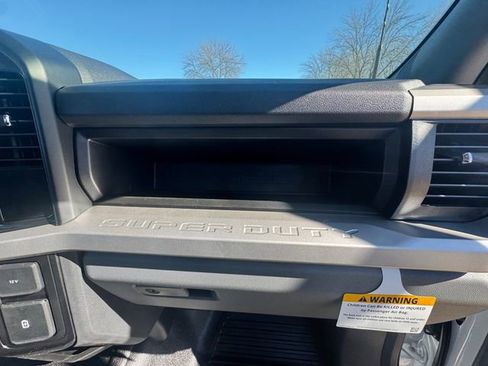 New 2025 Ford F550 4x4 Regular Cab Super Duty image 14