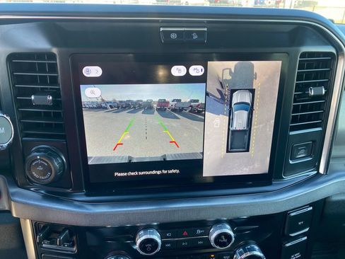 Used 2025 Ford F250 Platinum image 21