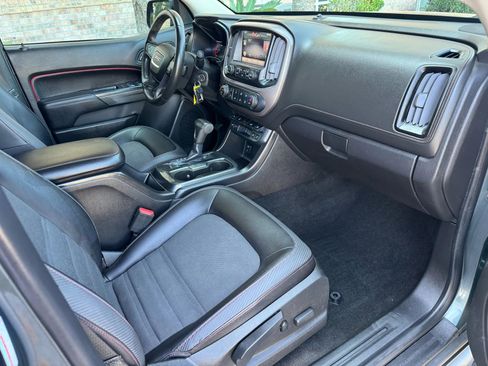 Used 2015 GMC Canyon SLE w/ All-Terrain Package image 20