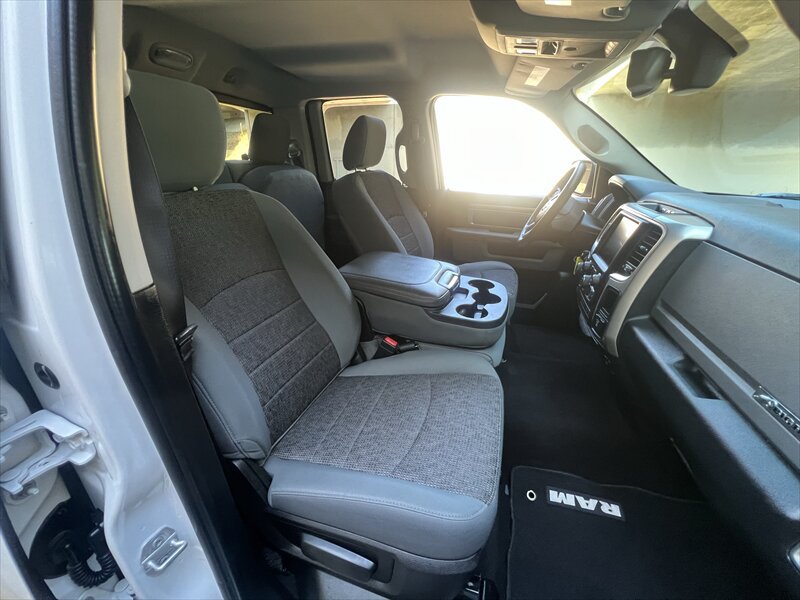 Used 2016 RAM 1500 Big Horn RWD image 21