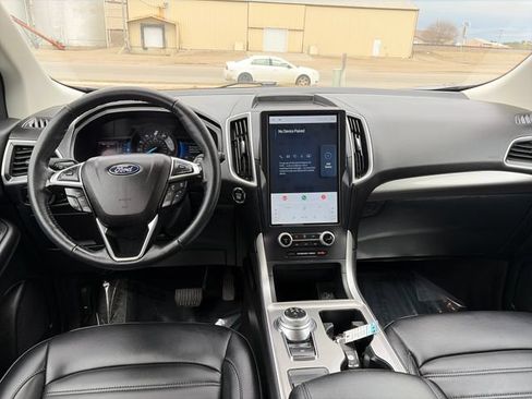 Used 2023 Ford Edge SEL AWD/4WD image 32