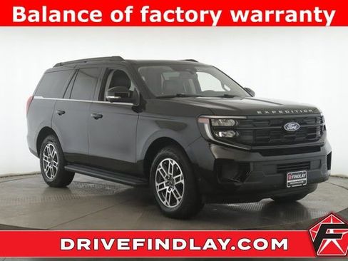 Used 2025 Ford Expedition Active image 1