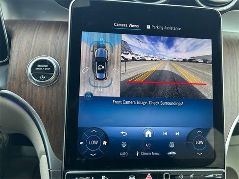 Used 2025 Mercedes-Benz GLC 300 4MATIC image 18