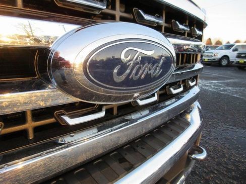 Used 2023 Ford F350 Lariat w/ Lariat Ultimate Package image 46