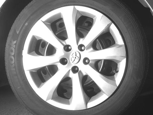 Used 2025 Toyota Corolla LE FWD image 10
