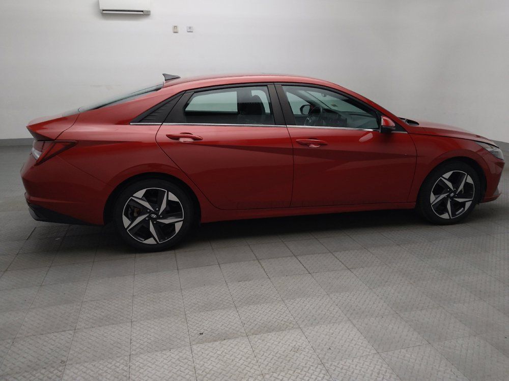 Used 2023 Hyundai Elantra Limited FWD image 10