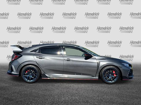 Used 2017 Honda Civic Type R image 3