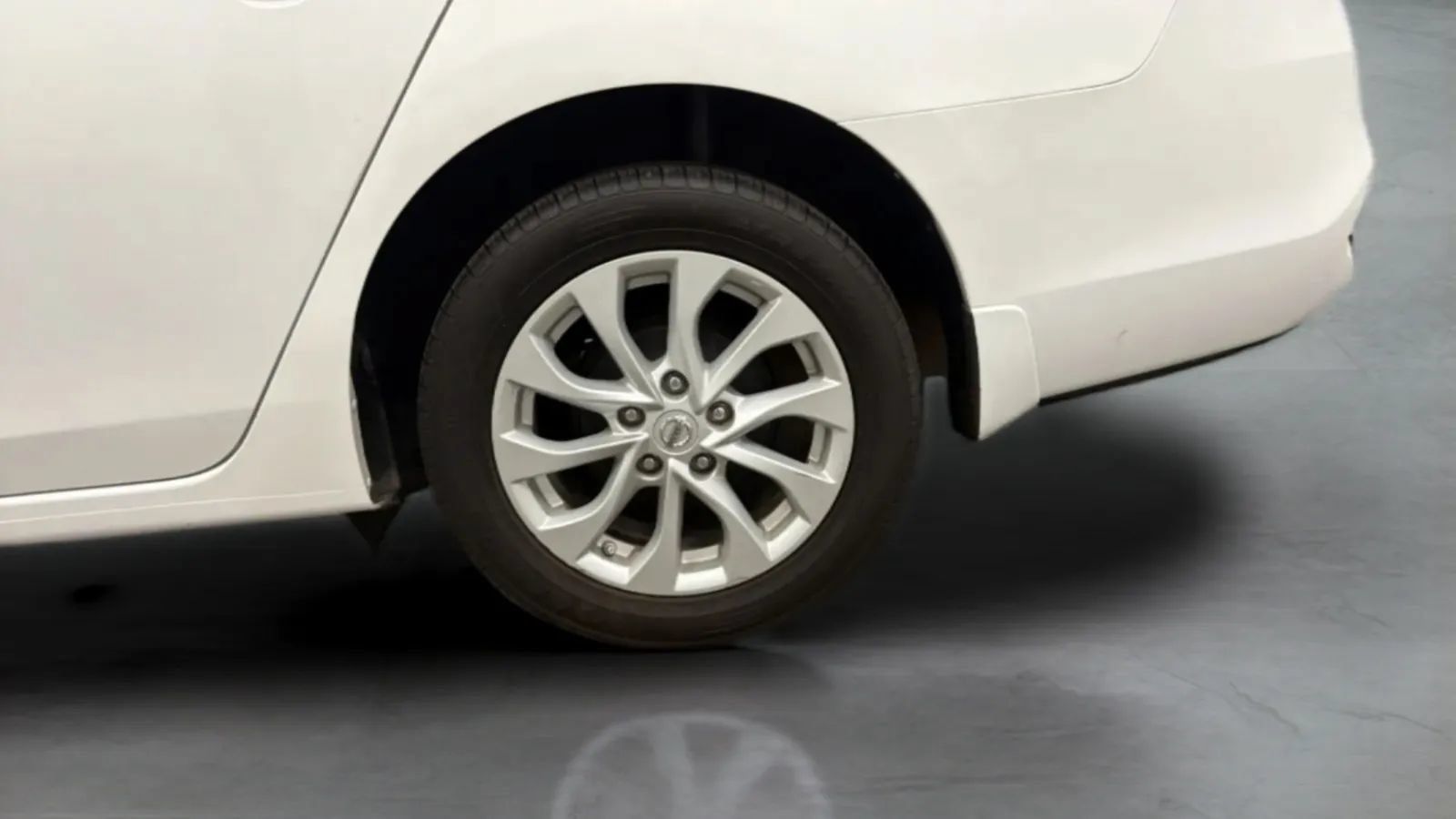 Used 2019 Nissan Sentra SV FWD image 29