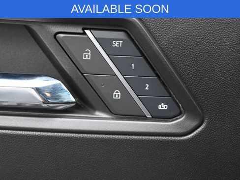 Used 2024 Chevrolet Colorado ZR2 w/ ZR2 Convenience Package III AWD/4WD image 14