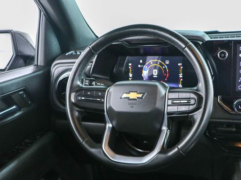 Used 2023 Chevrolet Colorado LT w/ LT Convenience Package AWD/4WD image 12