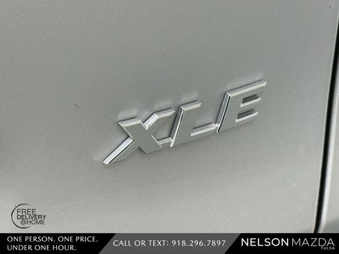 Used 2020 Toyota RAV4 XLE FWD image 17