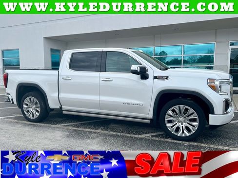 Used 2022 GMC Sierra 1500 Denali w/ Denali Premium Package image 1