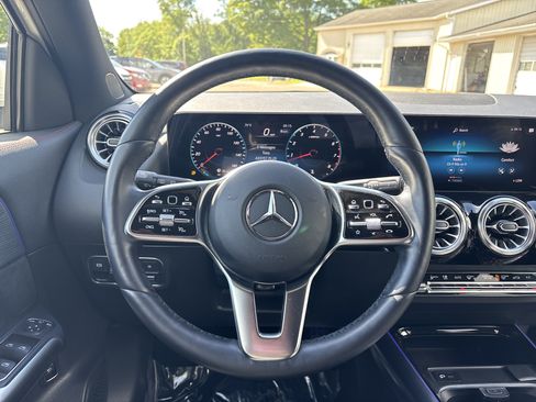 Used 2023 Mercedes-Benz GLA 250 4MATIC image 27