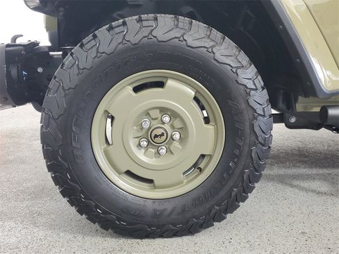 Used 2025 Jeep Wrangler Unlimited Sport S 4xe image 8