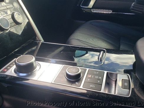 Used 2013 Land Rover Range Rover Supercharged image 28