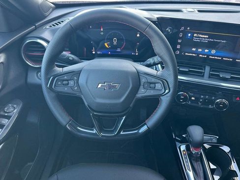 New 2026 Chevrolet Trax RS w/ Sunroof Package image 15