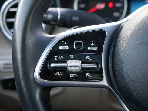 Used 2019 Mercedes-Benz C 300 4MATIC Sedan image 31