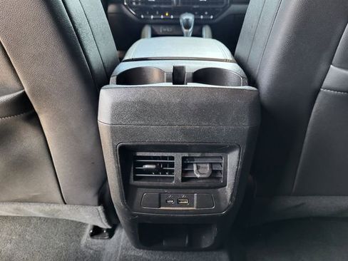 Used 2023 Chevrolet Colorado ZR2 w/ ZR2 Convenience Package III AWD/4WD image 23