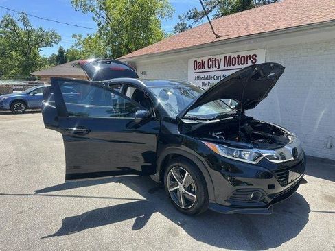 Used 2021 Honda HR-V EX-L image 9
