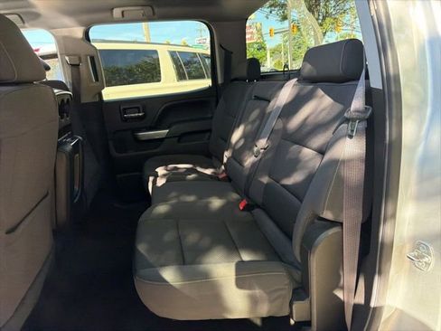 Used 2017 Chevrolet Silverado 1500 LT AWD/4WD image 7