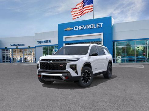 New 2026 Chevrolet Traverse Z71 w/ Driver Confidence Package AWD/4WD image 8