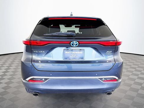Used 2021 Toyota Venza XLE AWD/4WD image 6