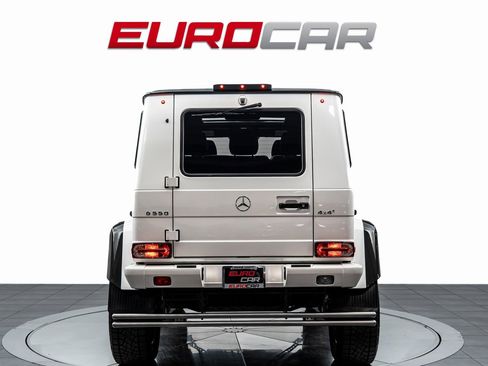 Used 2018 Mercedes-Benz G 550 Squared image 4