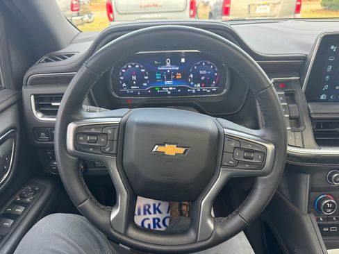 Used 2023 Chevrolet Tahoe LT w/ LT Signature Package image 23