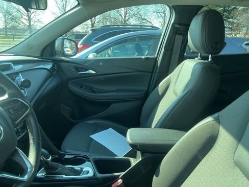 Used 2023 Buick Encore GX Select w/ Experience Buick Package image 7