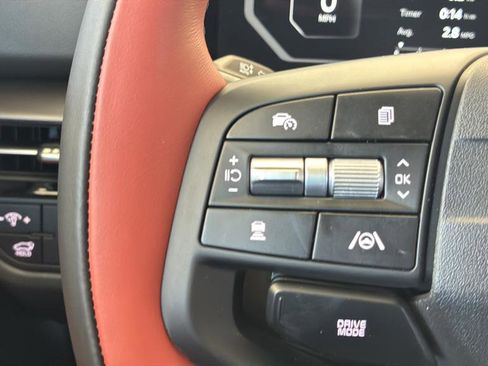 New 2026 Kia Sportage SX FWD image 16