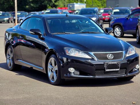 Used 2012 Lexus IS 250C RWD image 2